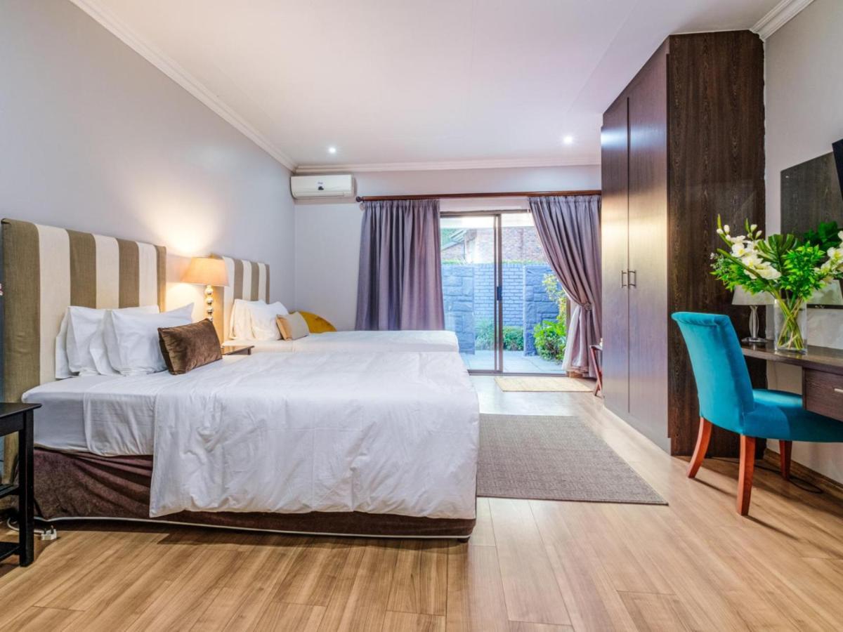 Hurlingham House Guest House Йоханнесбург Экстерьер фото