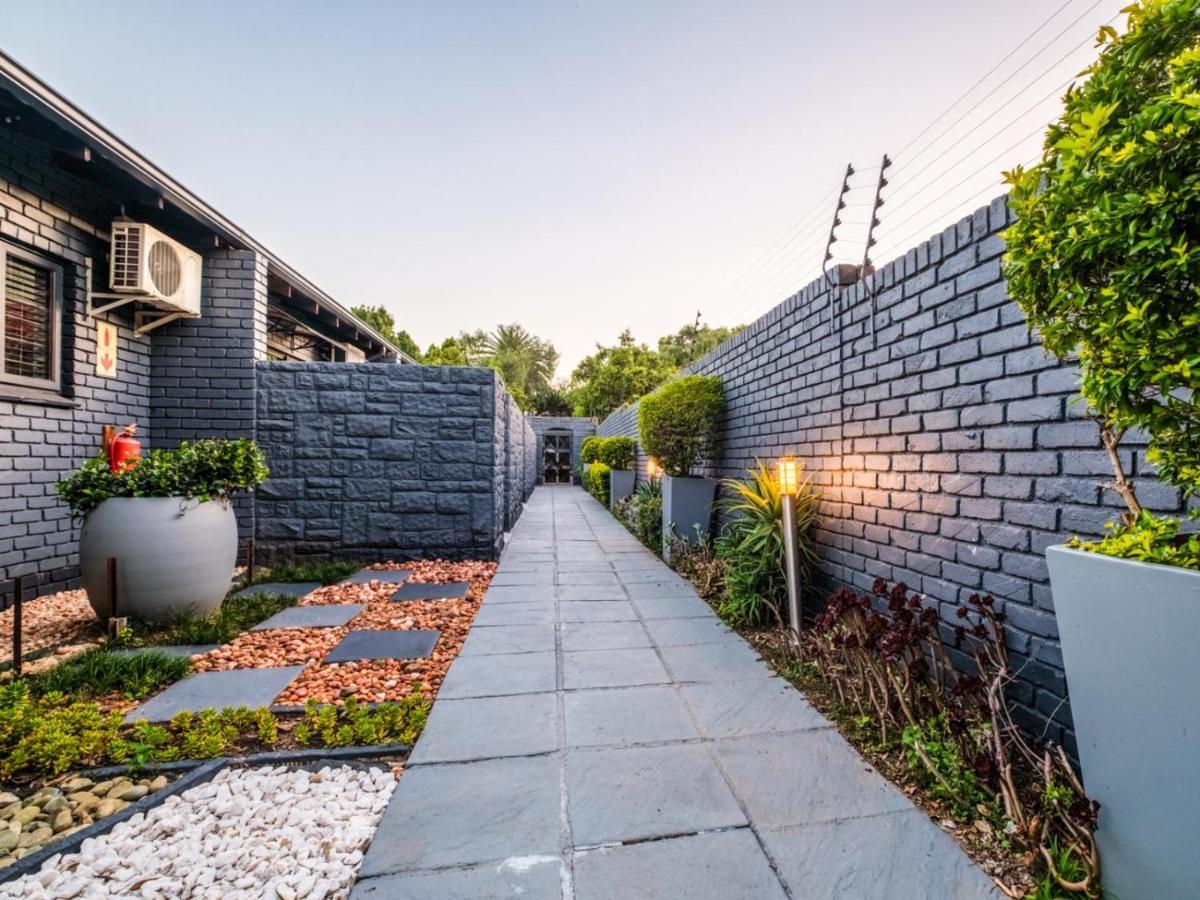 Hurlingham House Guest House Йоханнесбург Экстерьер фото